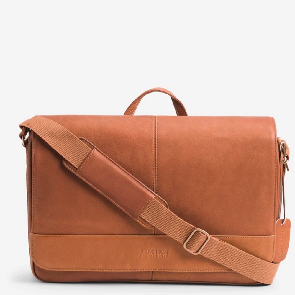 Kenneth Cole Reaction Leather Messenger